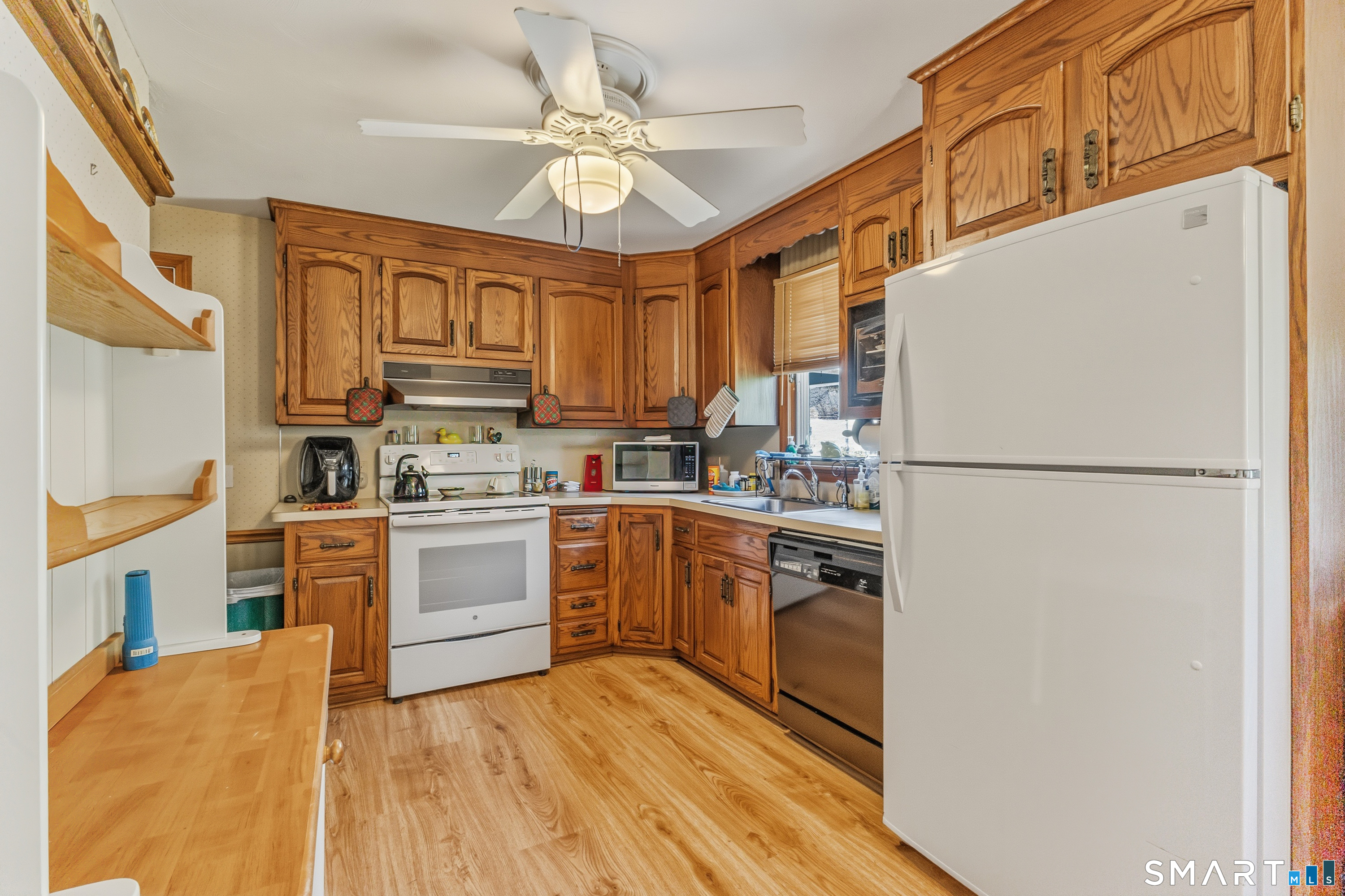 275 Country Lane