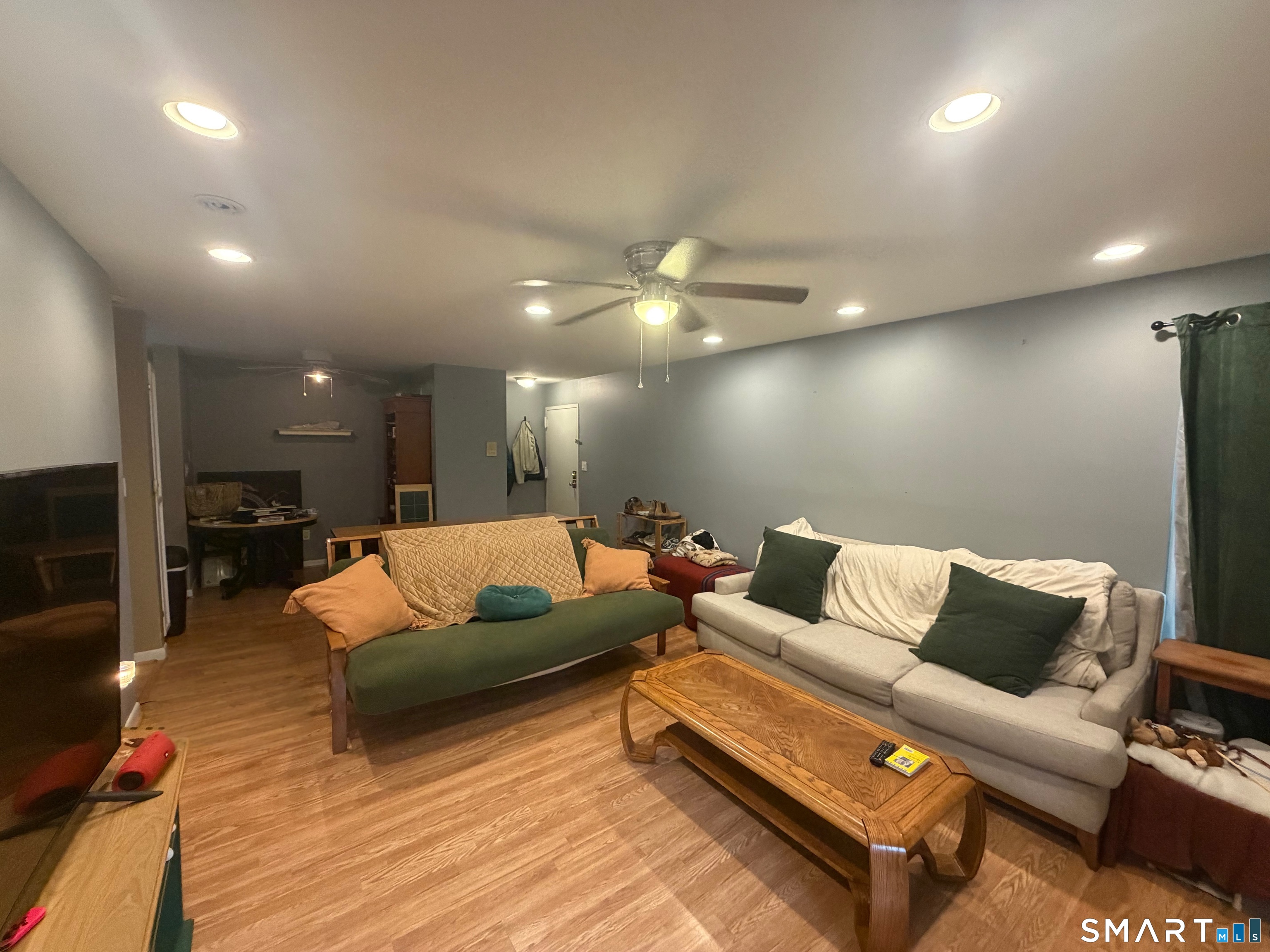 206 Woodland Drive Unit: 206