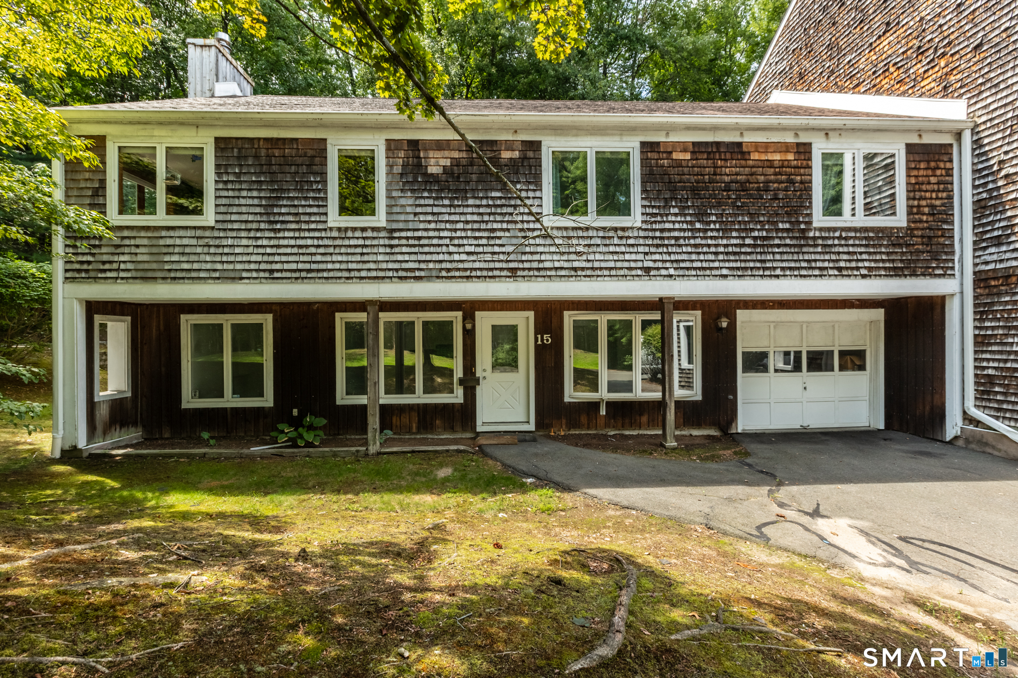 15 Cardinal Drive Unit: 15