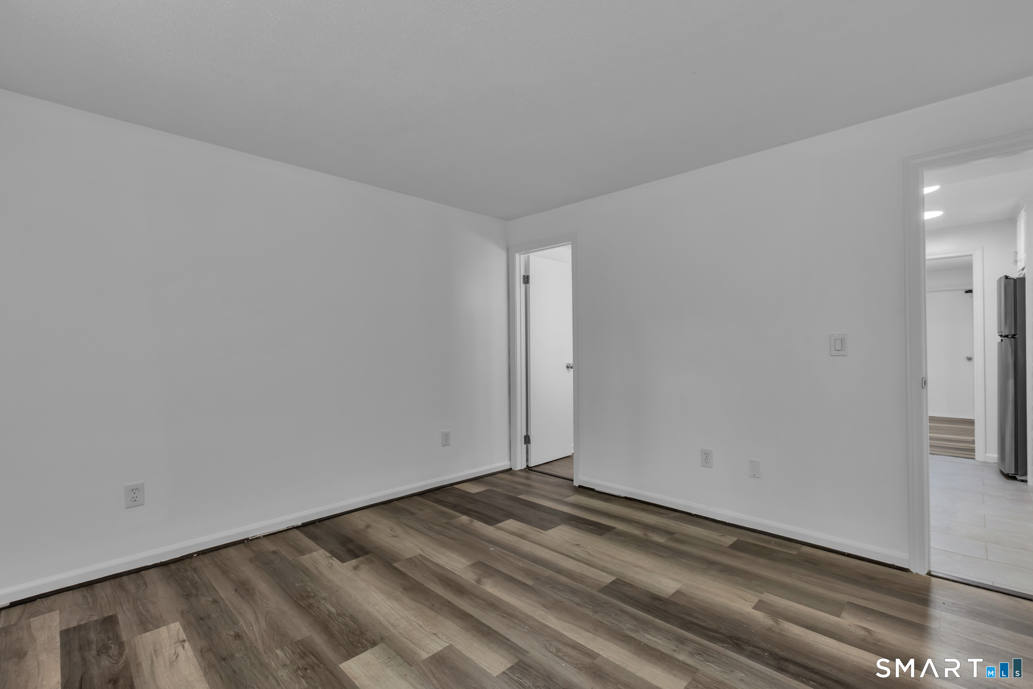 15 Cardinal Drive Unit: 15