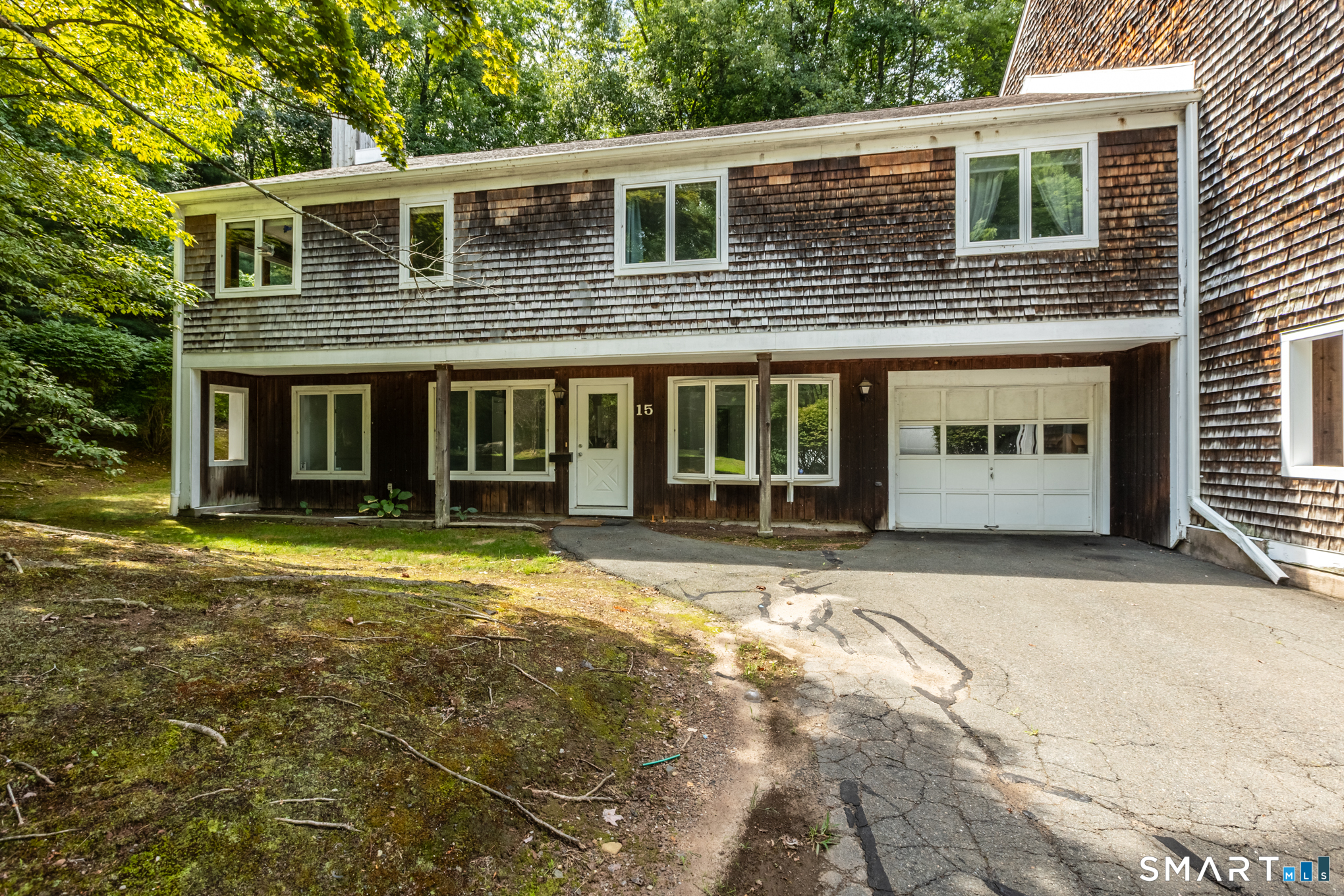 15 Cardinal Drive Unit: 15