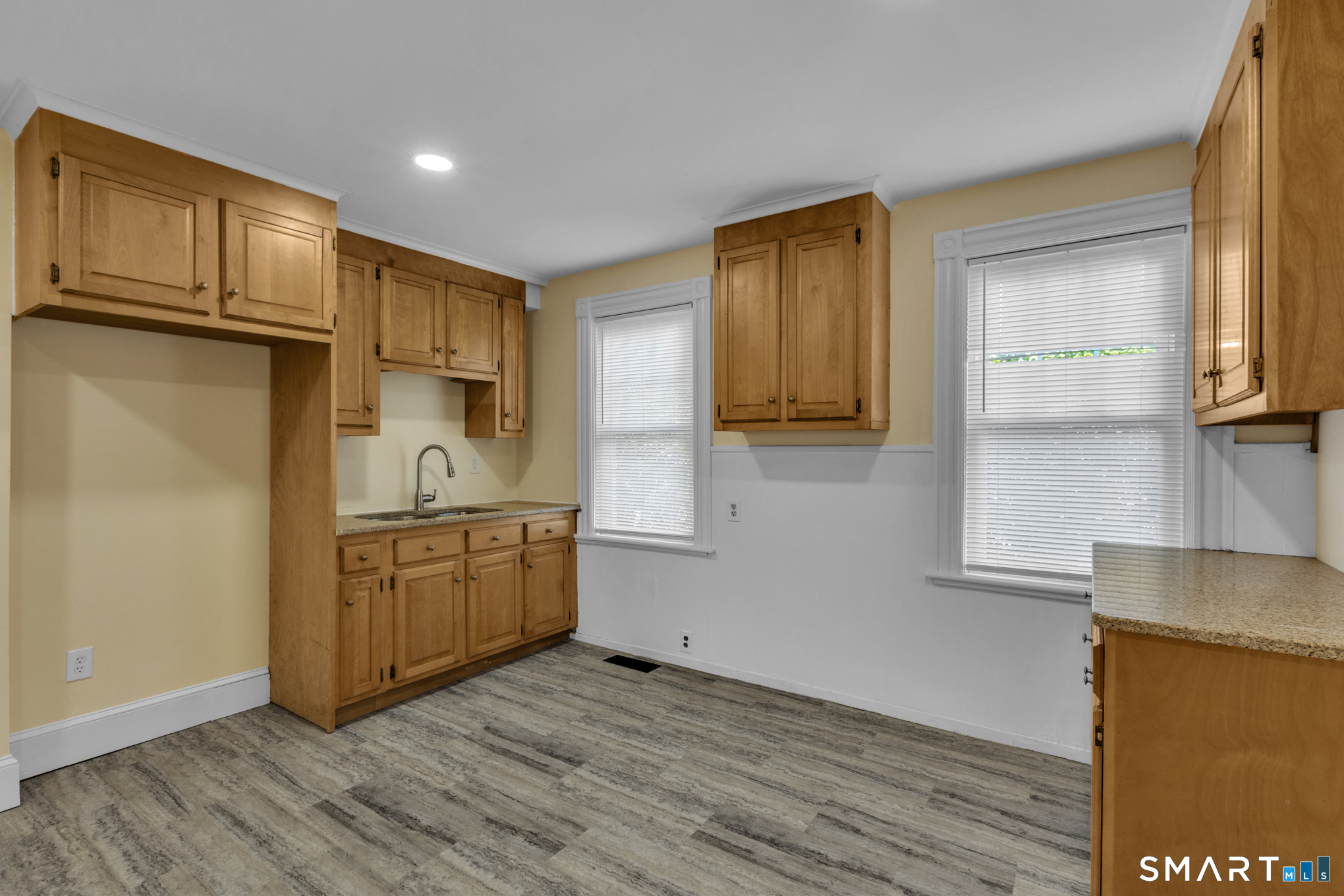49 High Street Unit: A