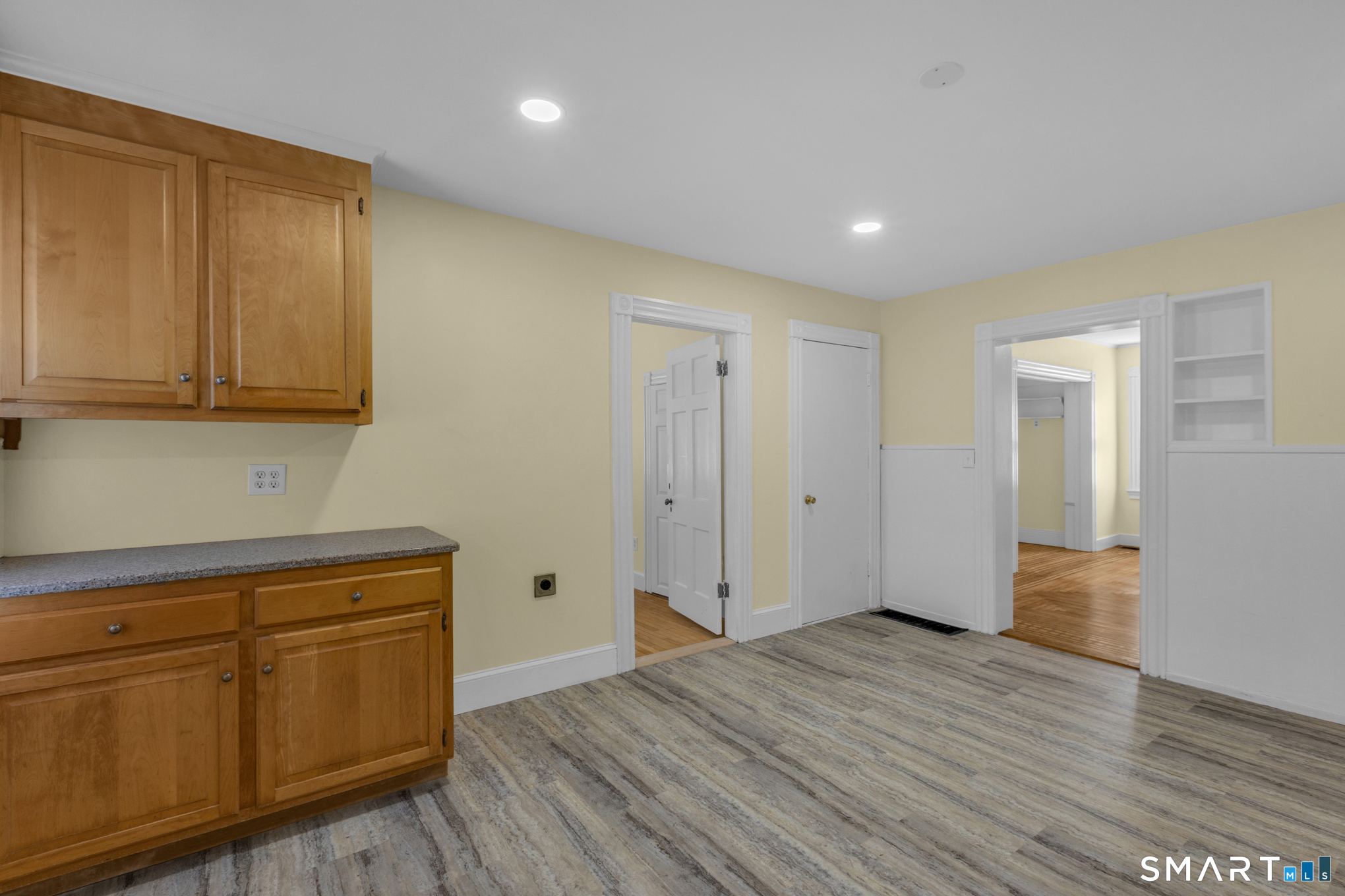 49 High Street Unit: A