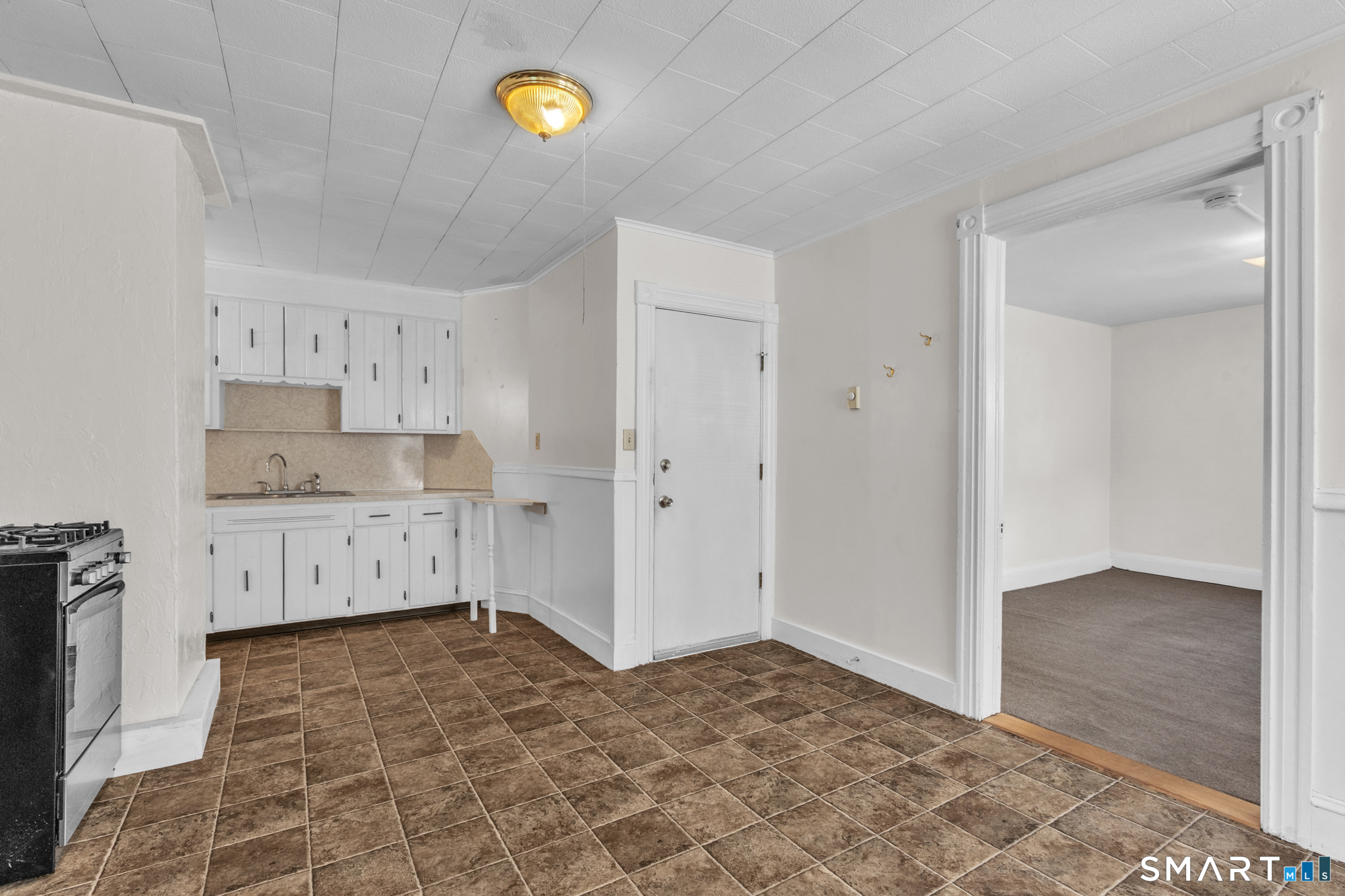 49 High Street Unit: C