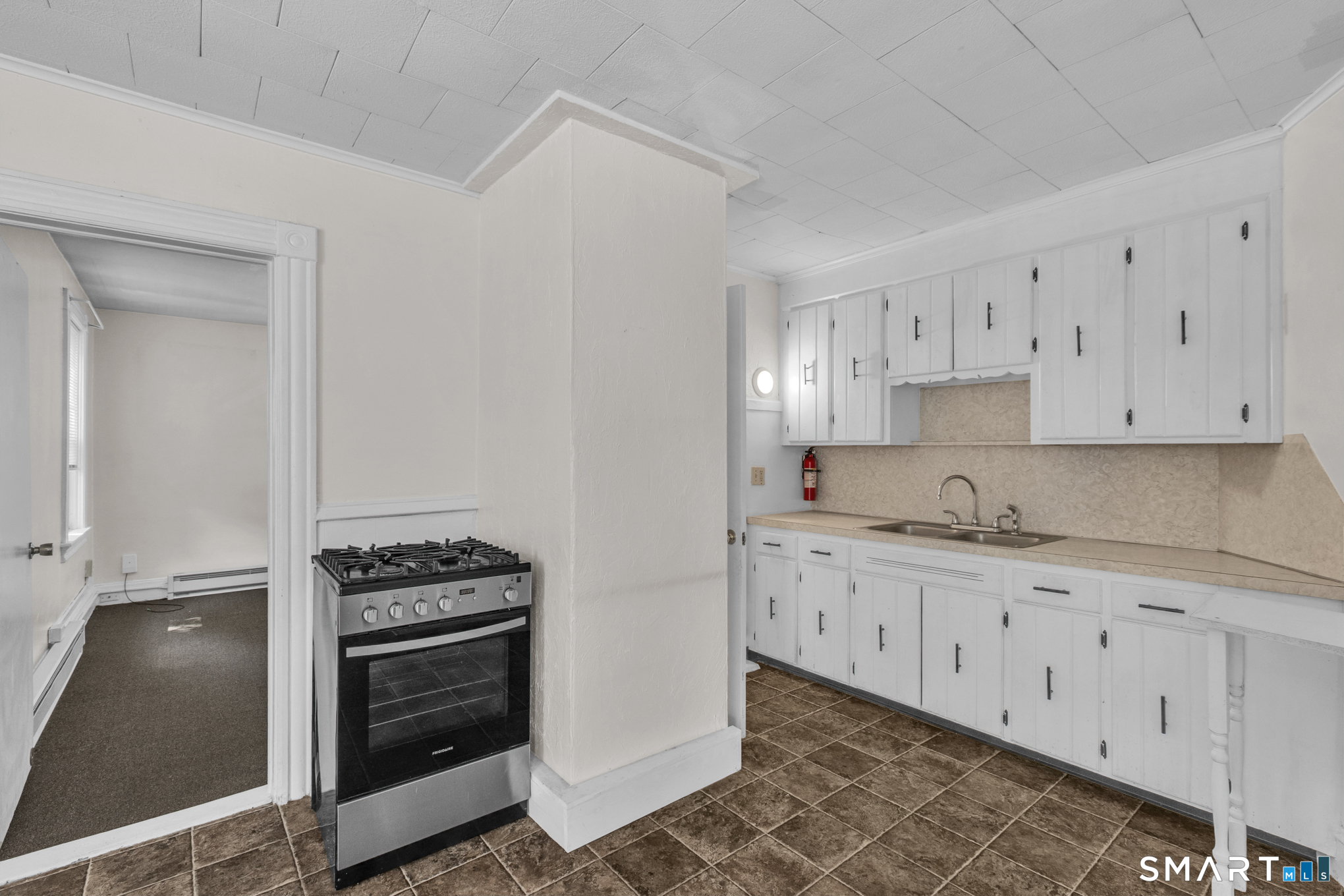 49 High Street Unit: C