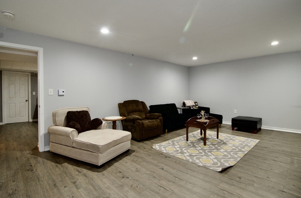 18 Bellawood Dr