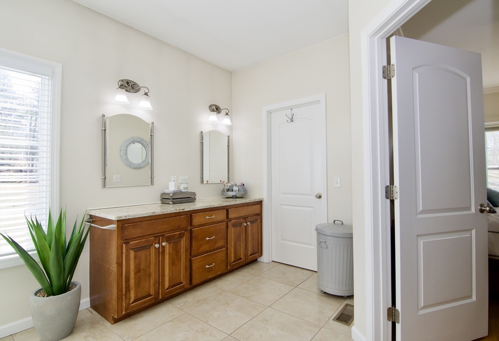 18 Bellawood Dr