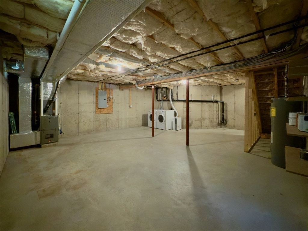 23 Ains Manor Road # 23