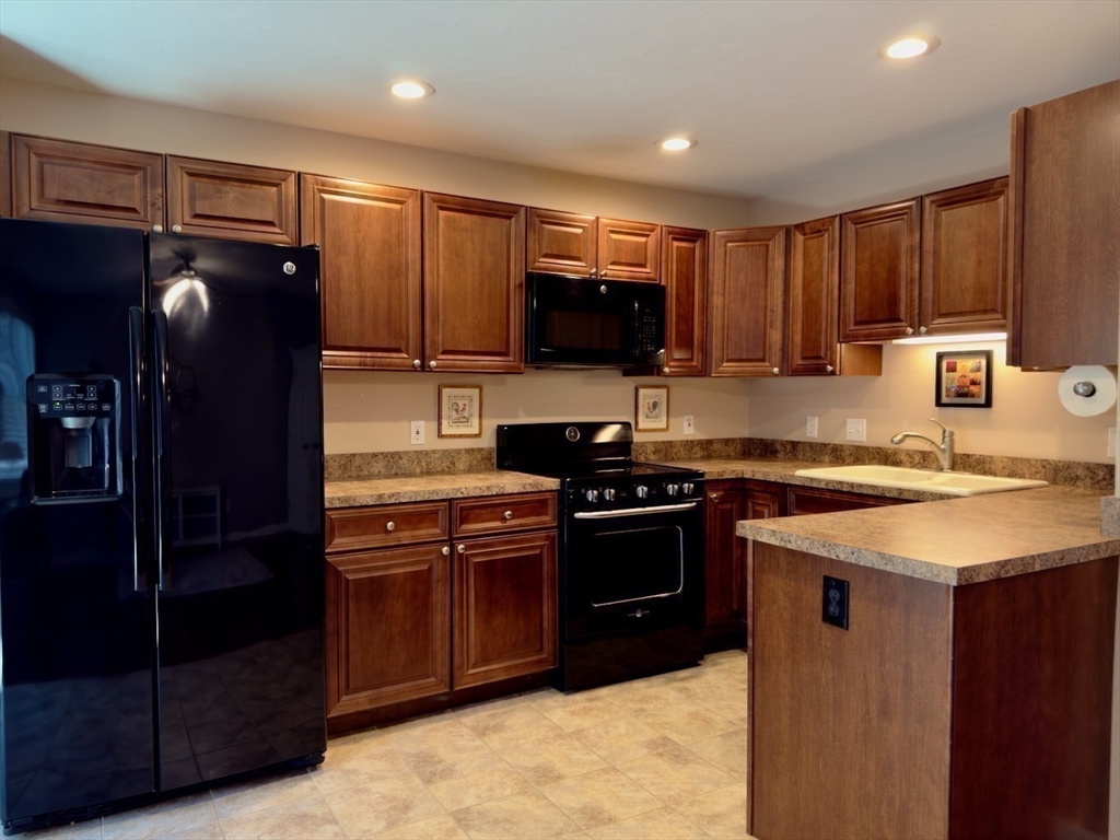 23 Ains Manor Road # 23