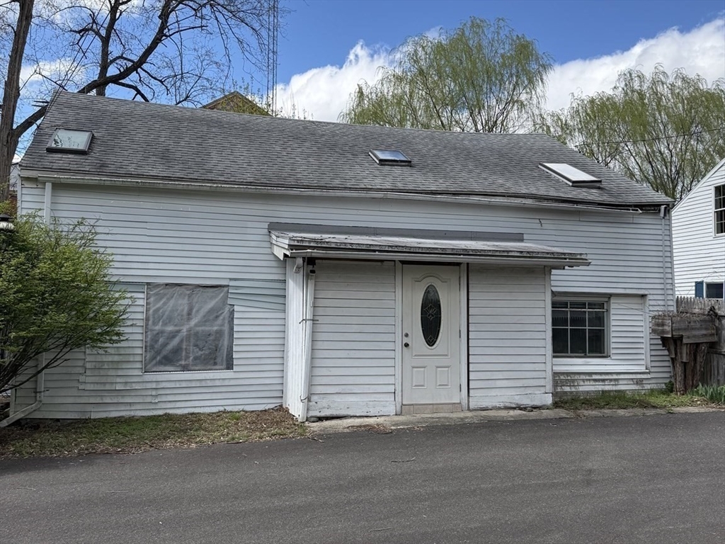17 Depot St