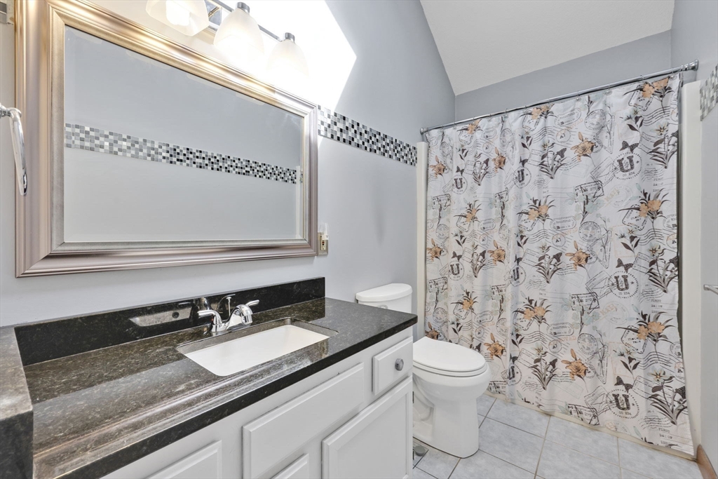 38 Evergreen Dr