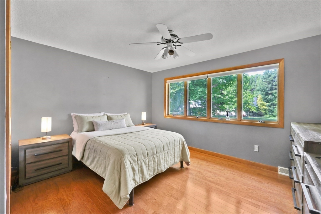 38 Evergreen Dr