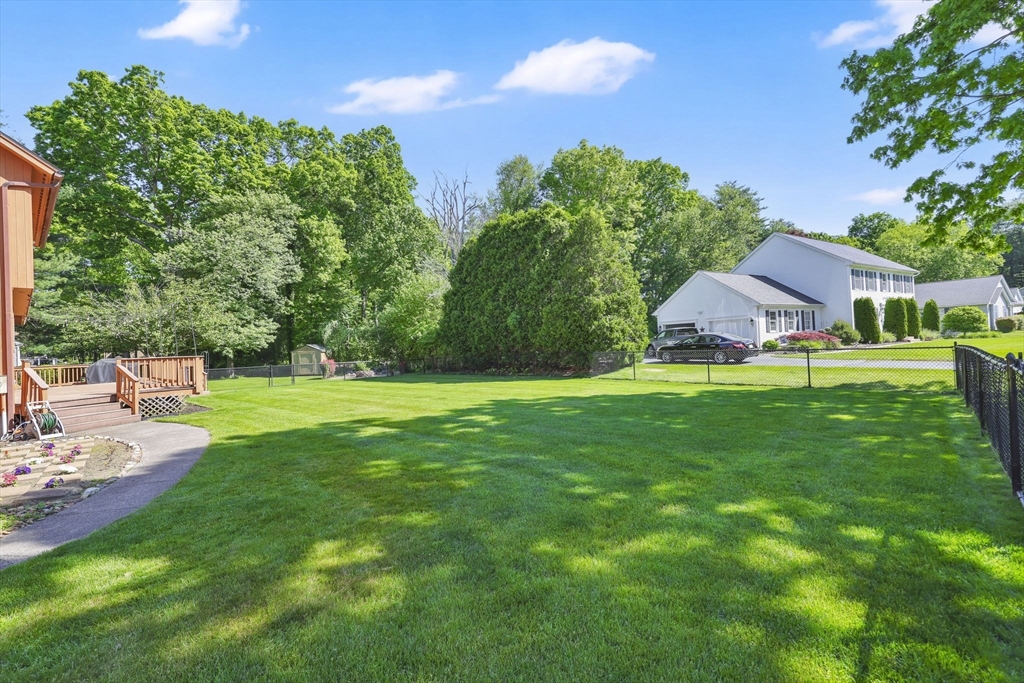 38 Evergreen Dr