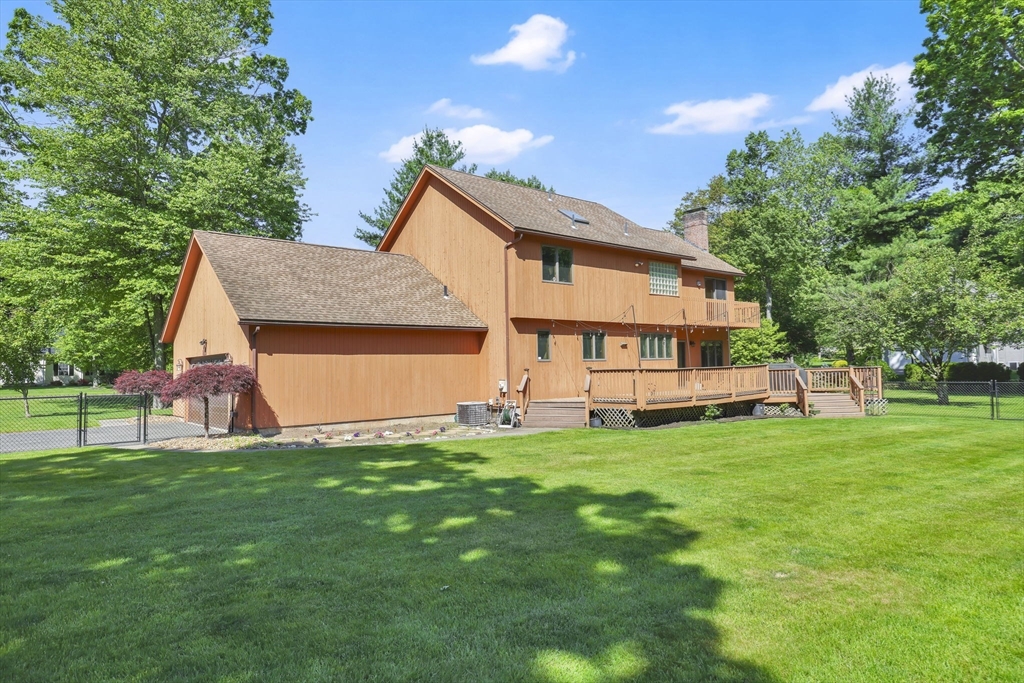 38 Evergreen Dr