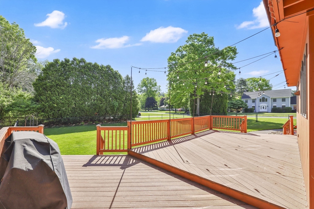 38 Evergreen Dr