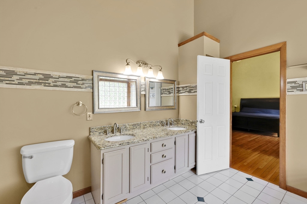 38 Evergreen Dr