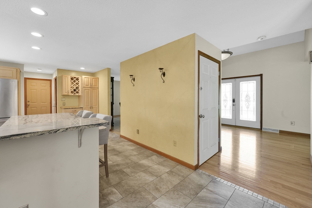 38 Evergreen Dr