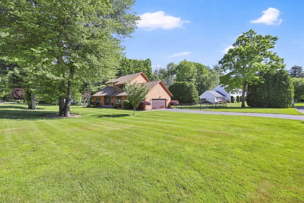38 Evergreen Dr