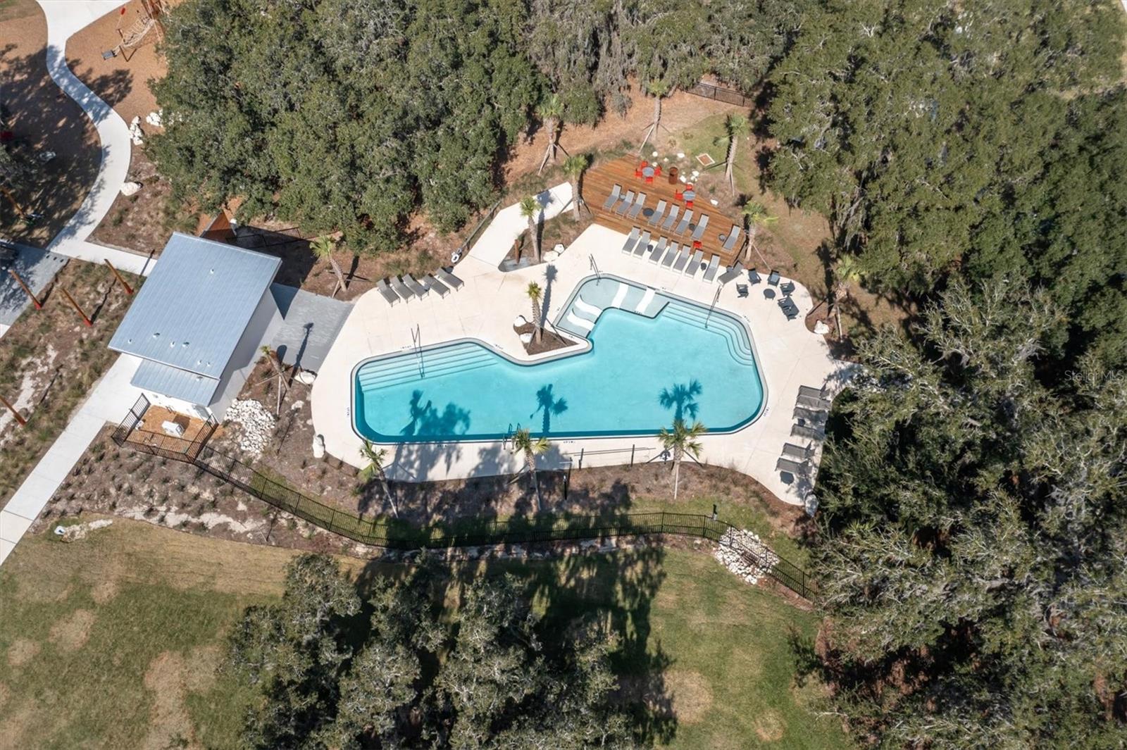 3885 VILLAMORE LN