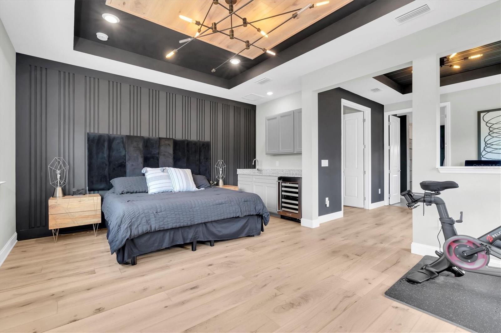2641 WHITTLER BR