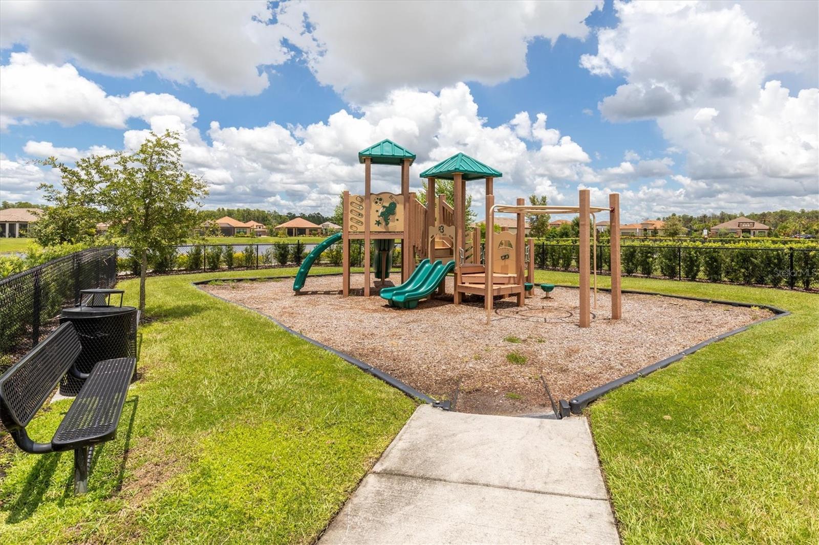 3167 FORSYTHIA DR