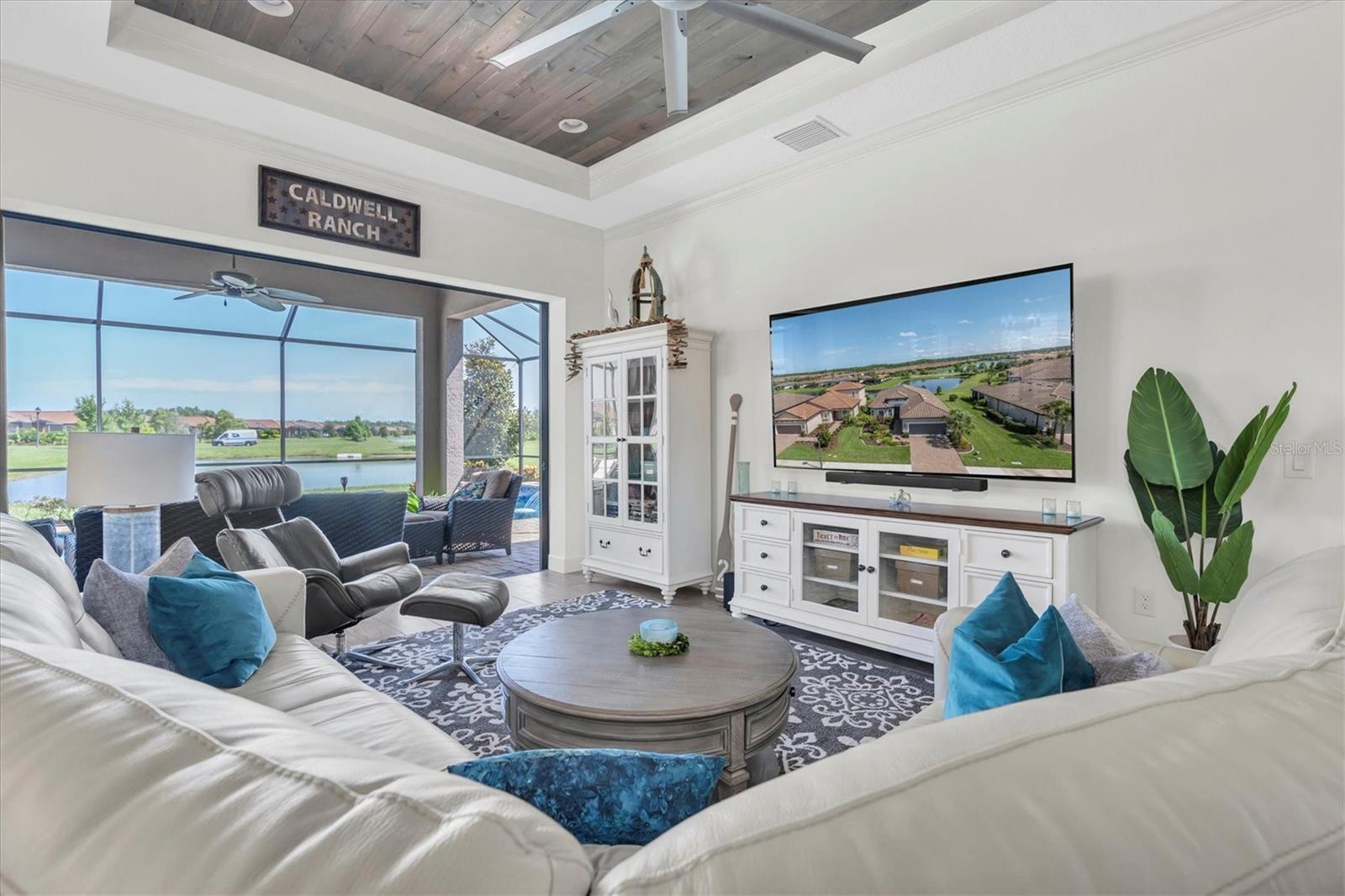3167 FORSYTHIA DR