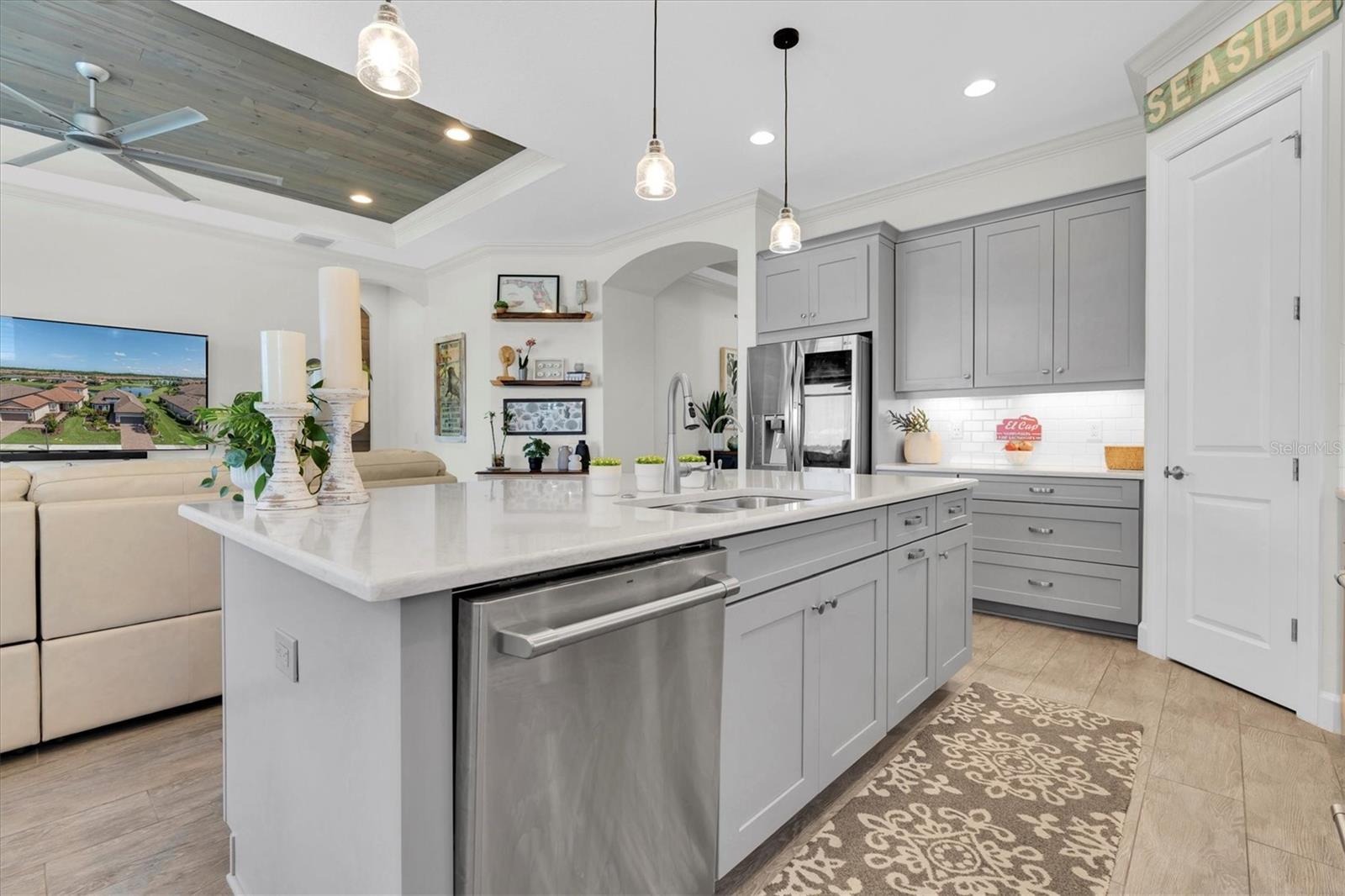 3167 FORSYTHIA DR