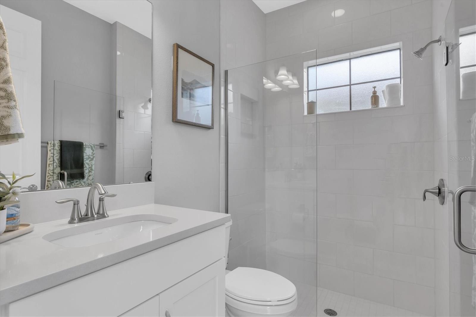 4012 BURDICK LOOP