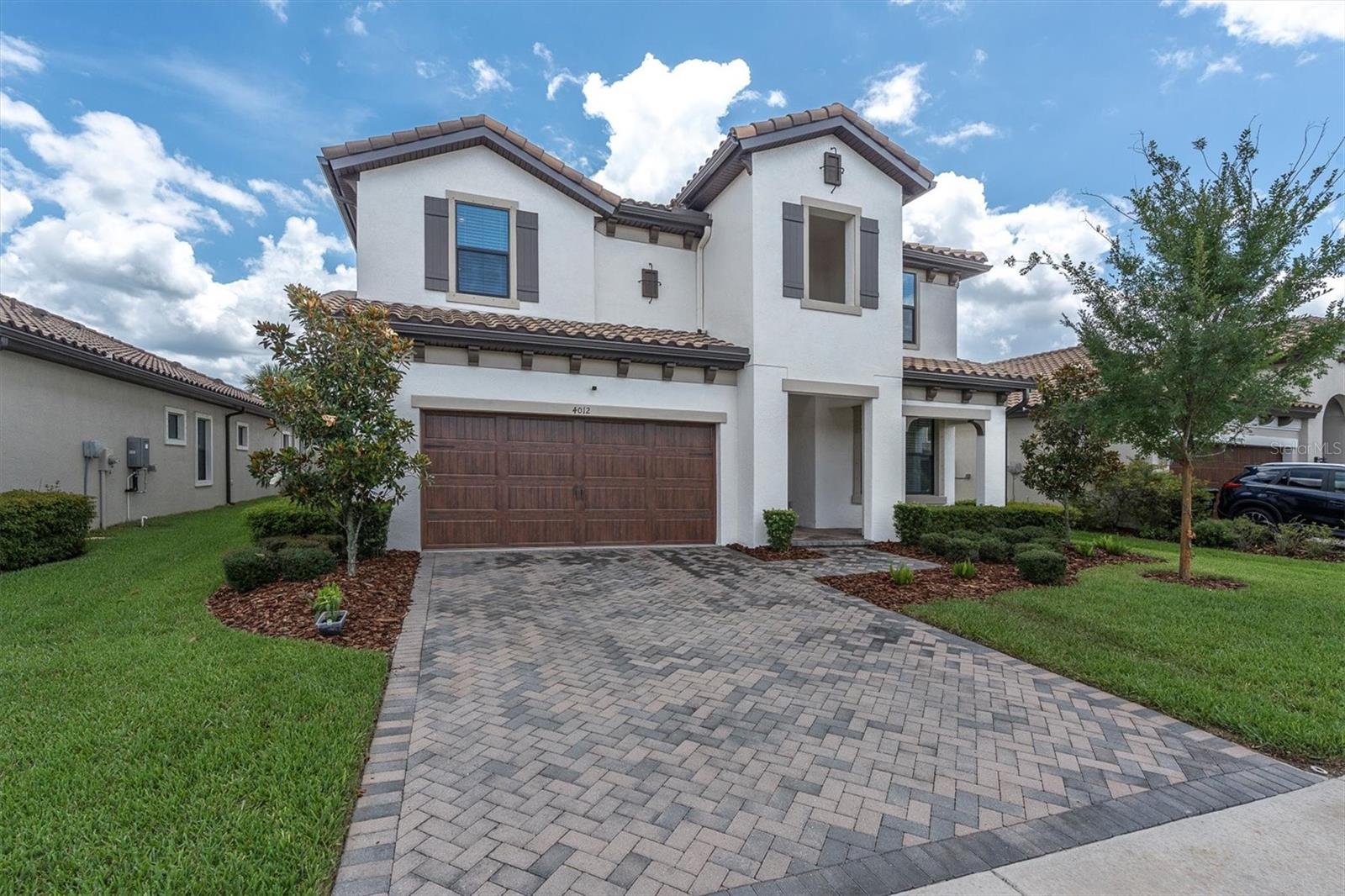4012 BURDICK LOOP