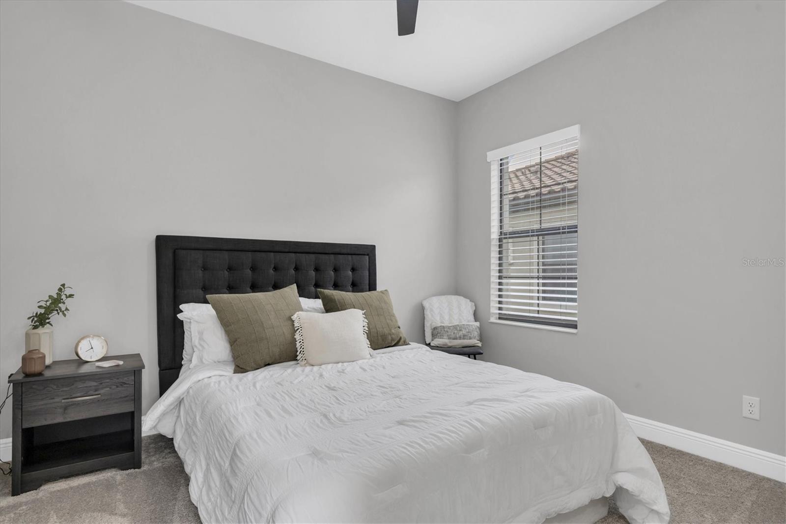 4012 BURDICK LOOP