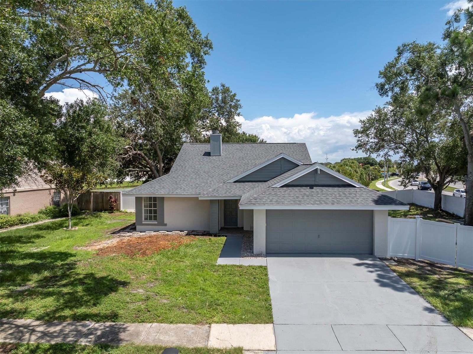 7001 HOLLOWELL DR