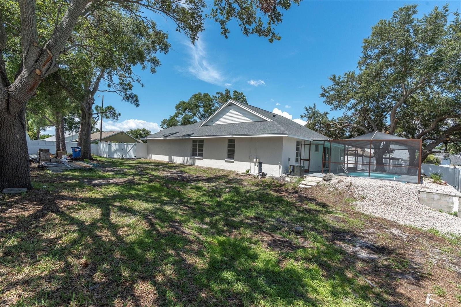 7001 HOLLOWELL DR