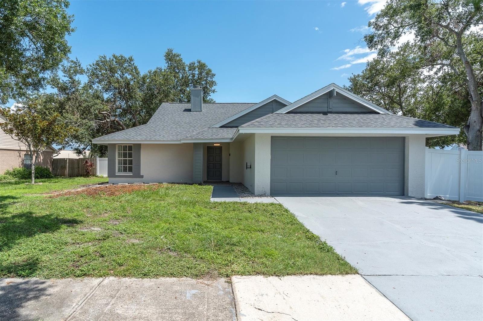 7001 HOLLOWELL DR