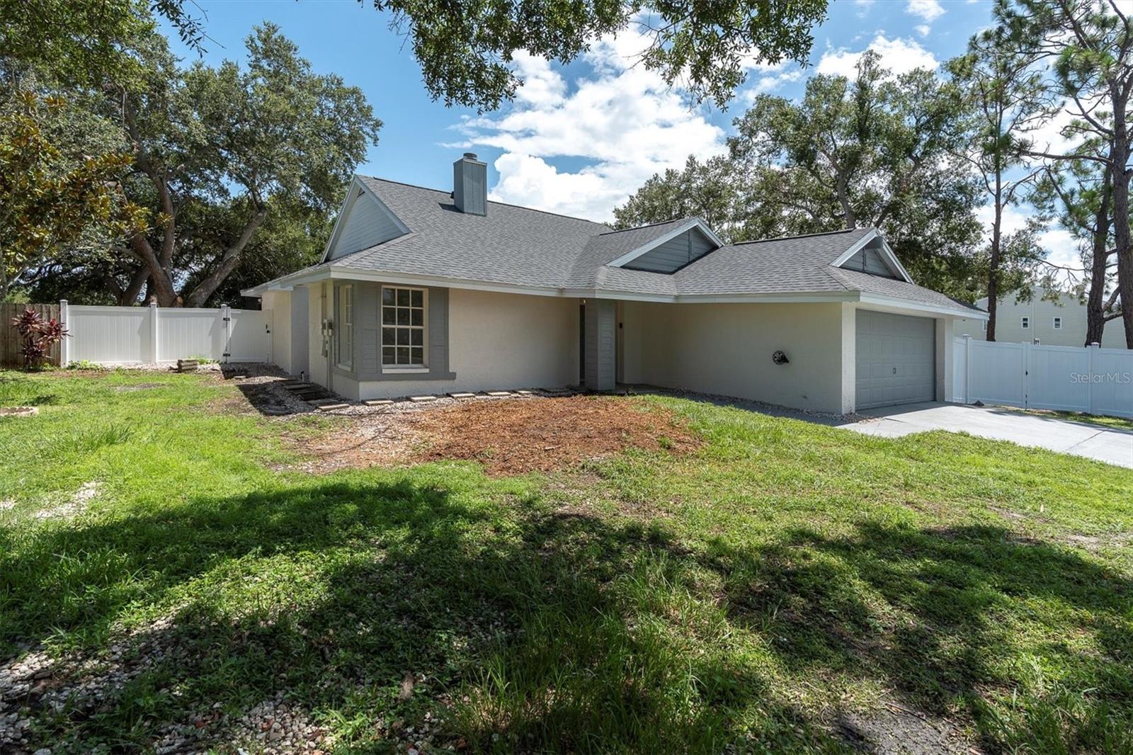 7001 HOLLOWELL DR