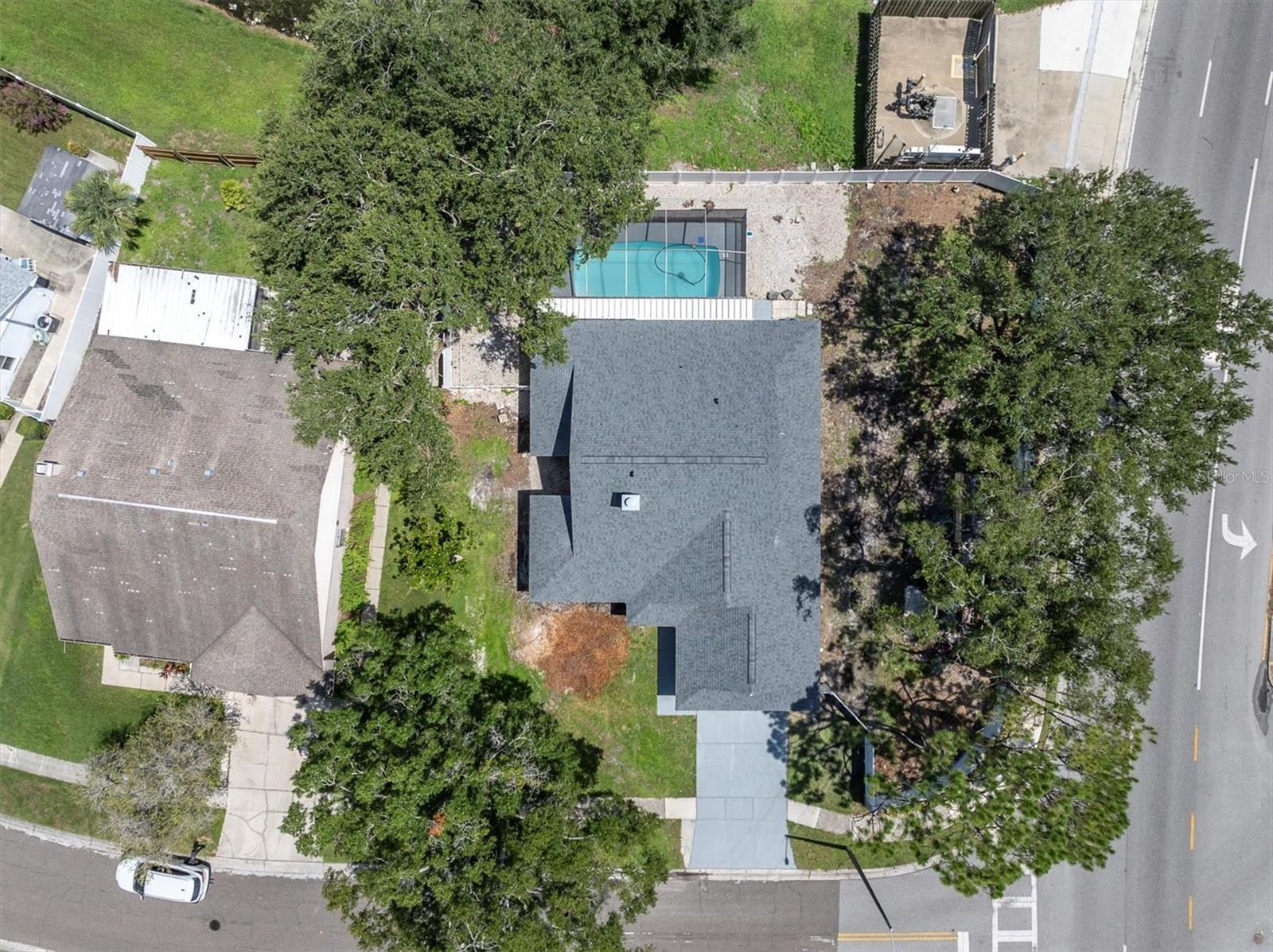 7001 HOLLOWELL DR