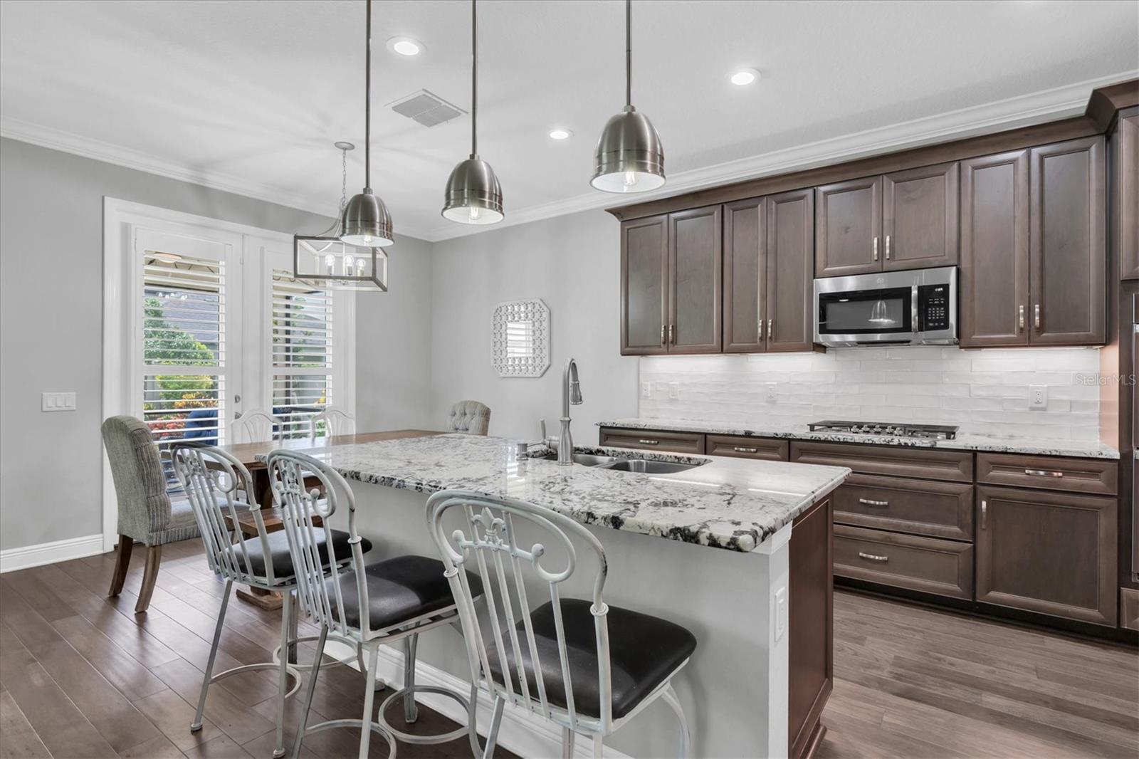 3832 VILLAMORE LN