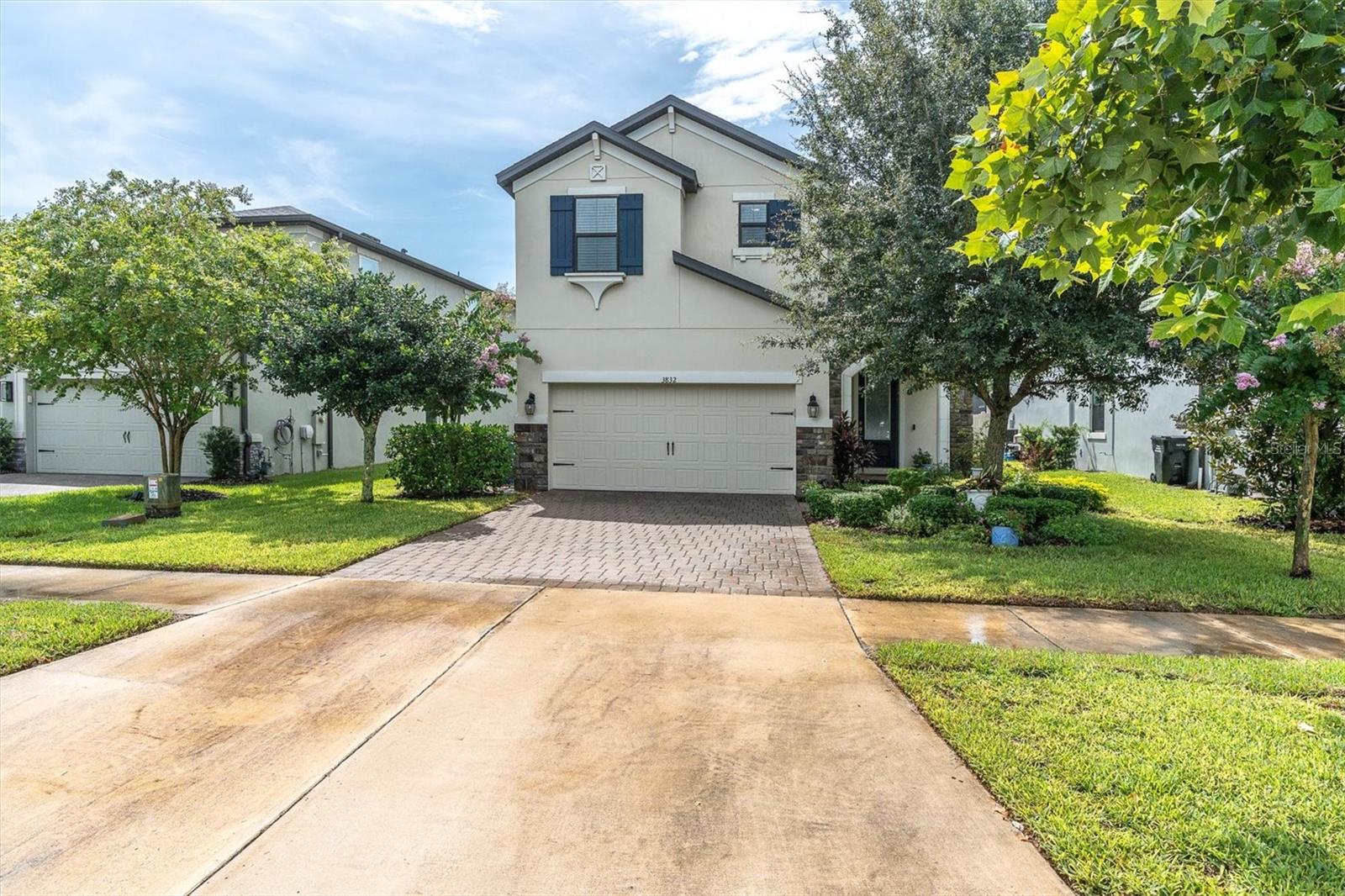 3832 VILLAMORE LN