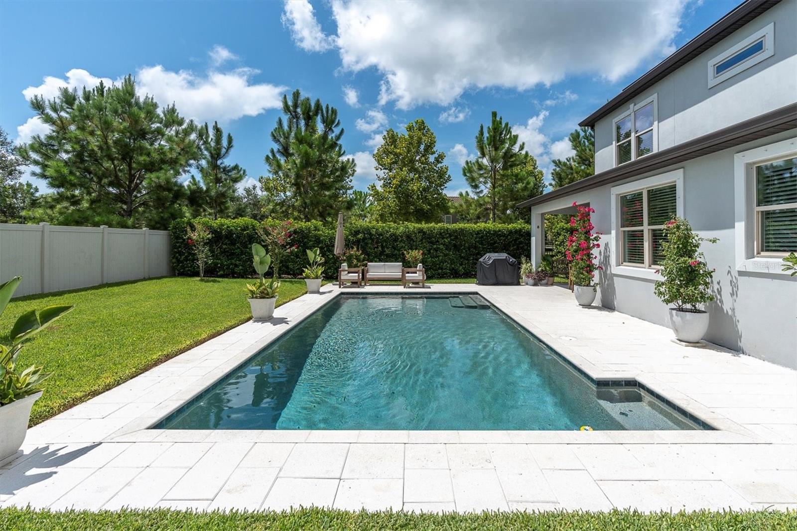 2516 WHITTLER BR