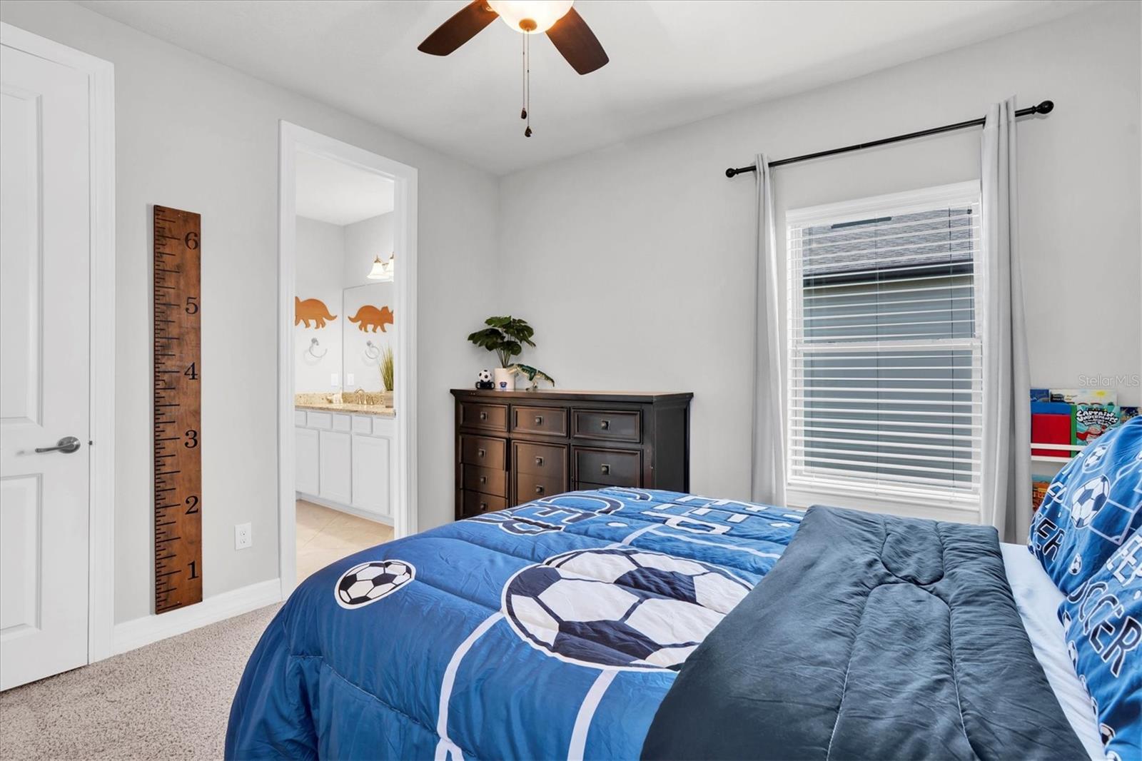 2516 WHITTLER BR