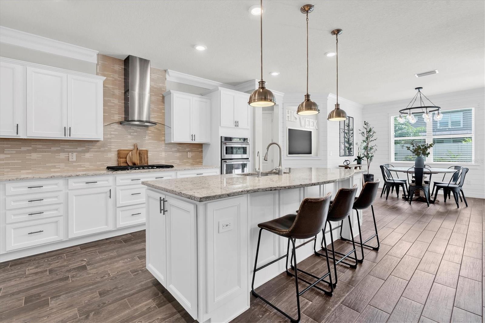 2516 WHITTLER BR
