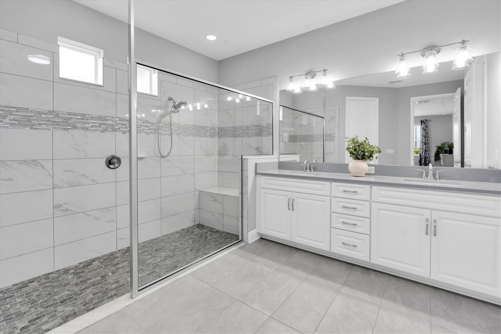 12148 HOMESTEADER AVE