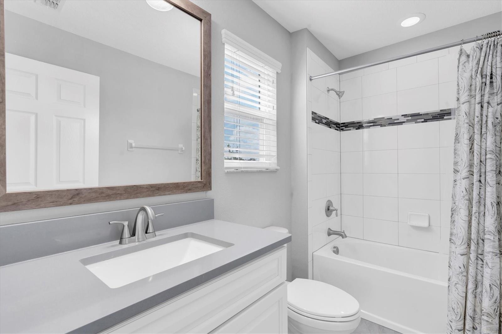 12148 HOMESTEADER AVE