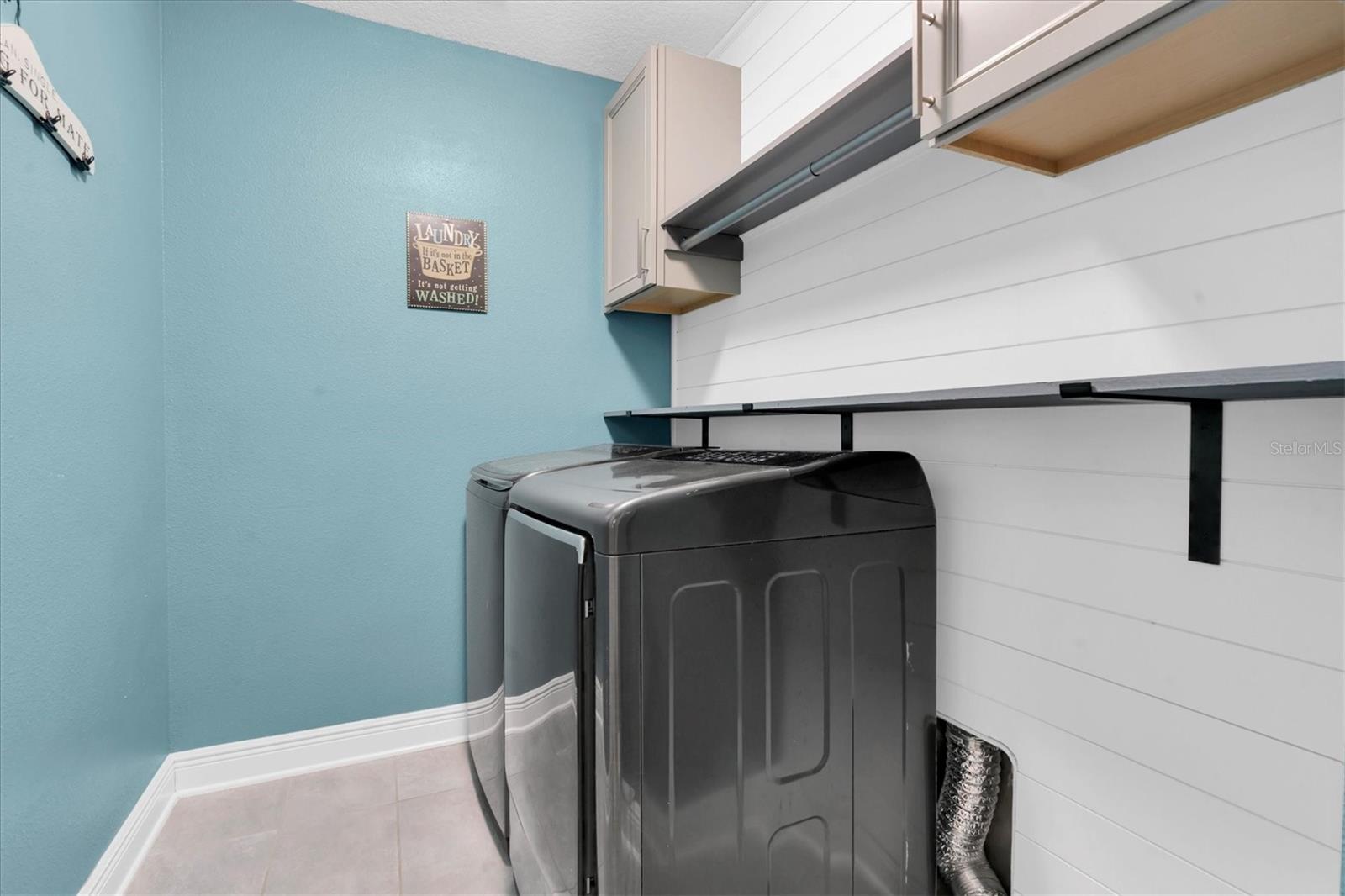 12148 HOMESTEADER AVE