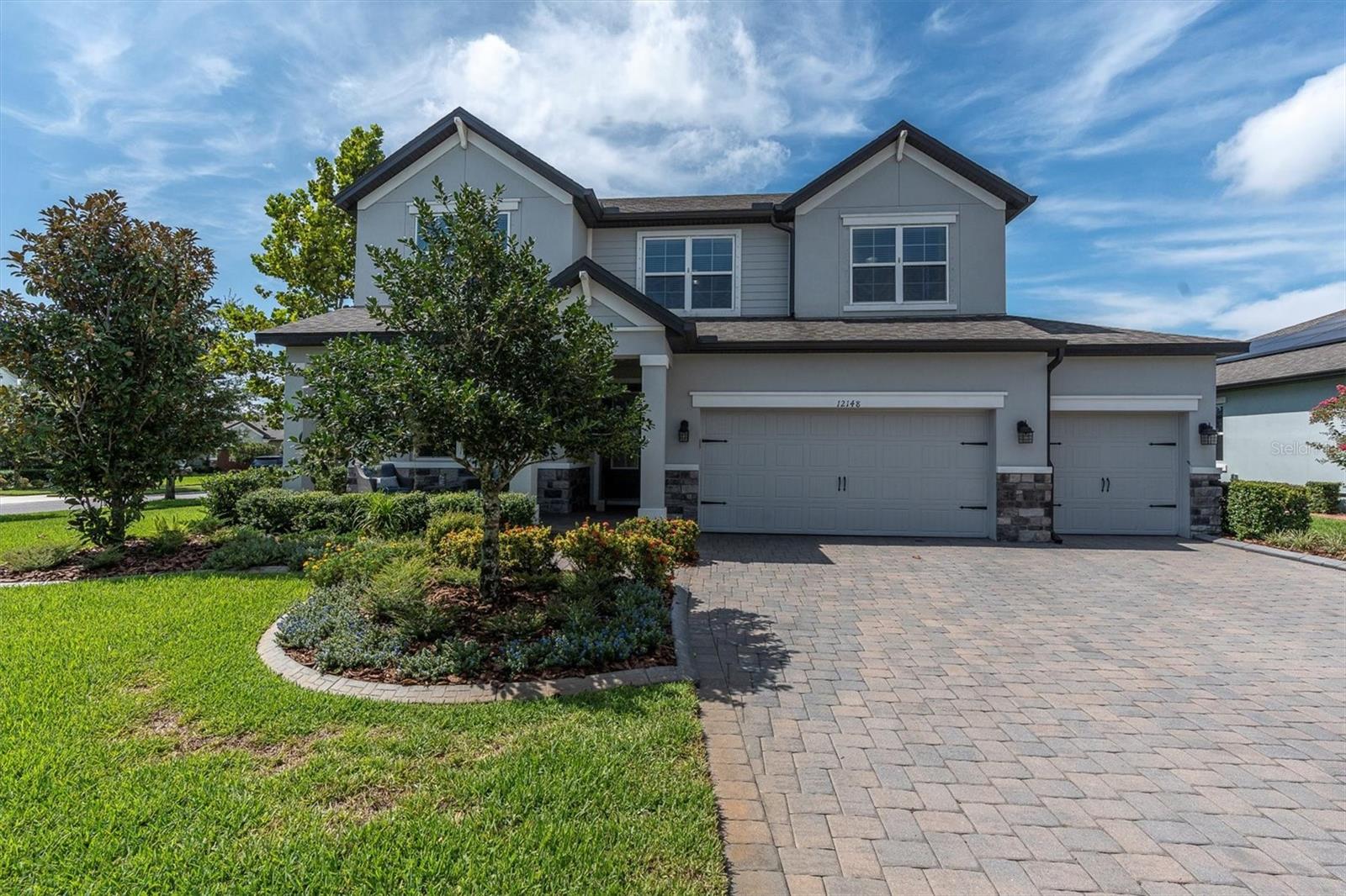 12148 HOMESTEADER AVE