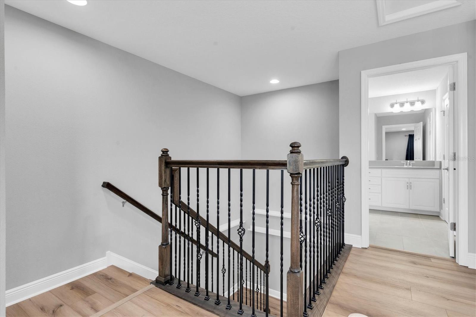 12148 HOMESTEADER AVE