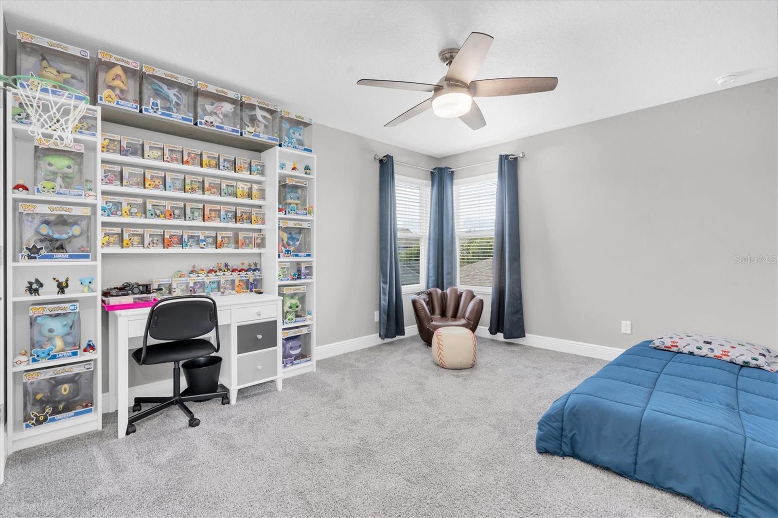 12148 HOMESTEADER AVE