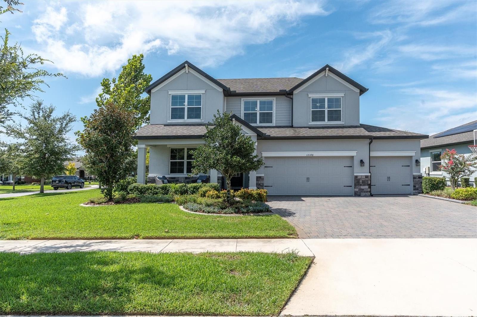 12148 HOMESTEADER AVE