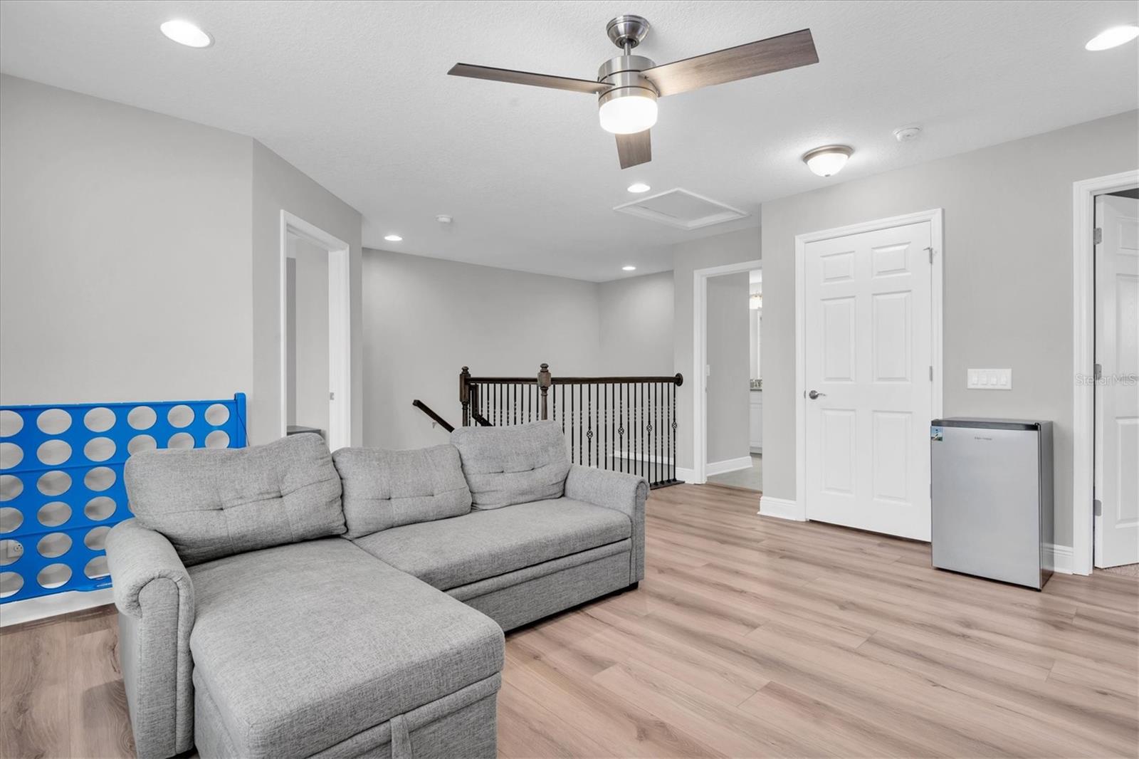 12148 HOMESTEADER AVE