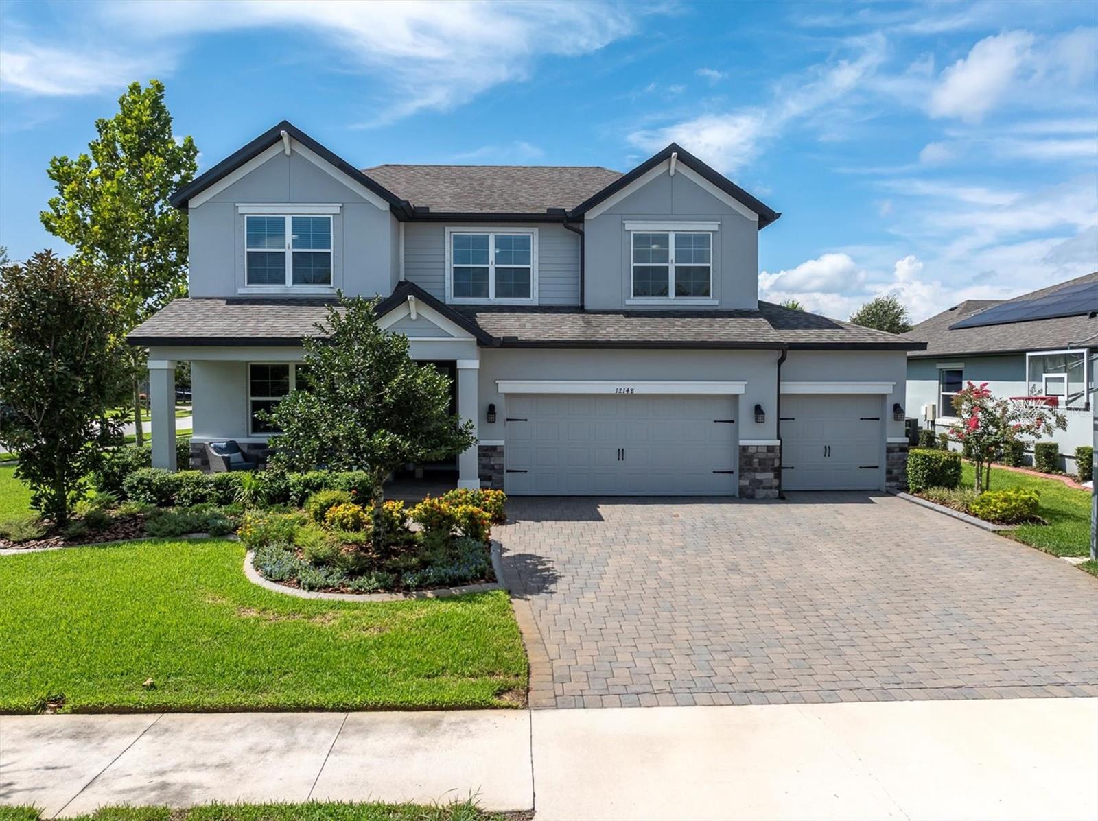 12148 HOMESTEADER AVE