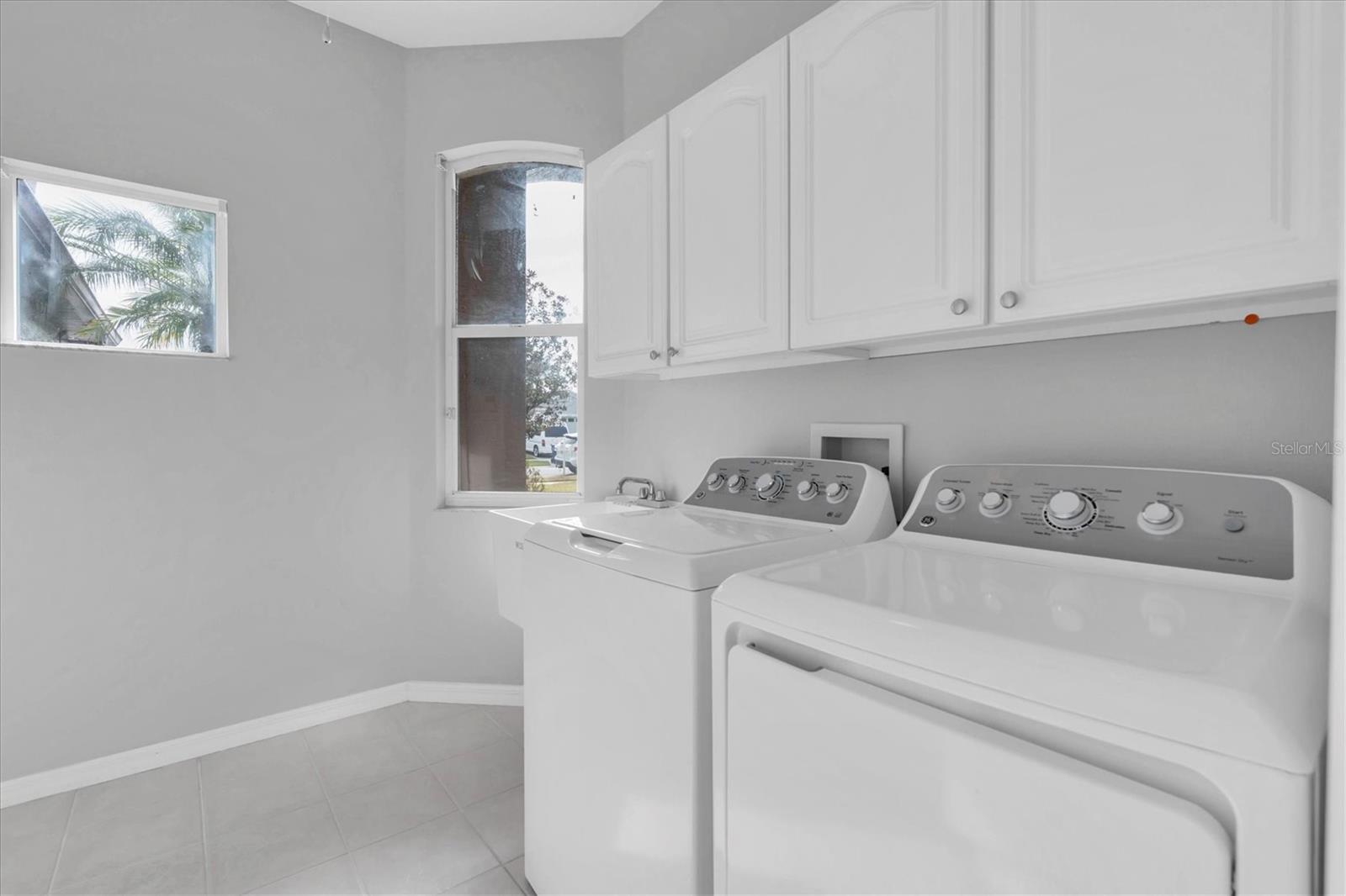 1553 MORNING ROSE PL